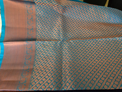 Pure Handloom Kanchipuram Silk Saree with Traditional Zari Weaving