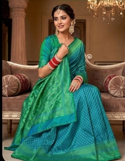 Mayuri Tanchoi Banarasi Saree